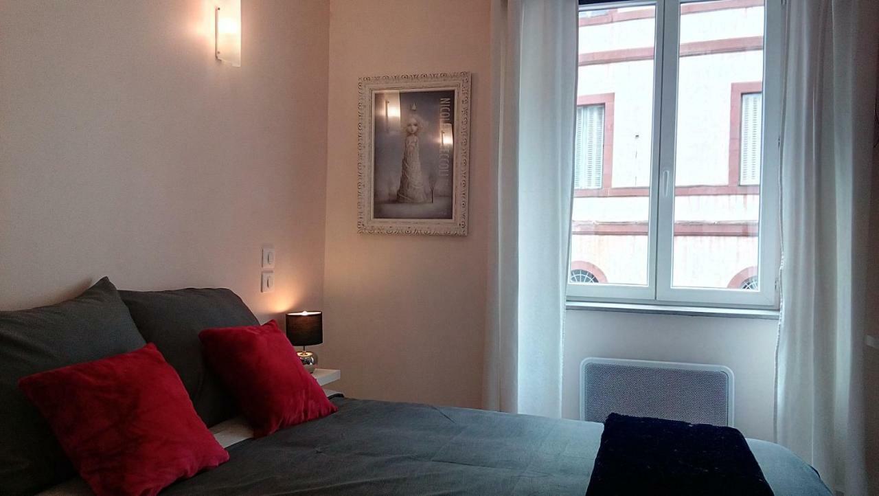 Les Chambres Hautes D'Anastasia 罗德兹 外观 照片